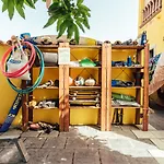 Guest house Amigos By Youroom *